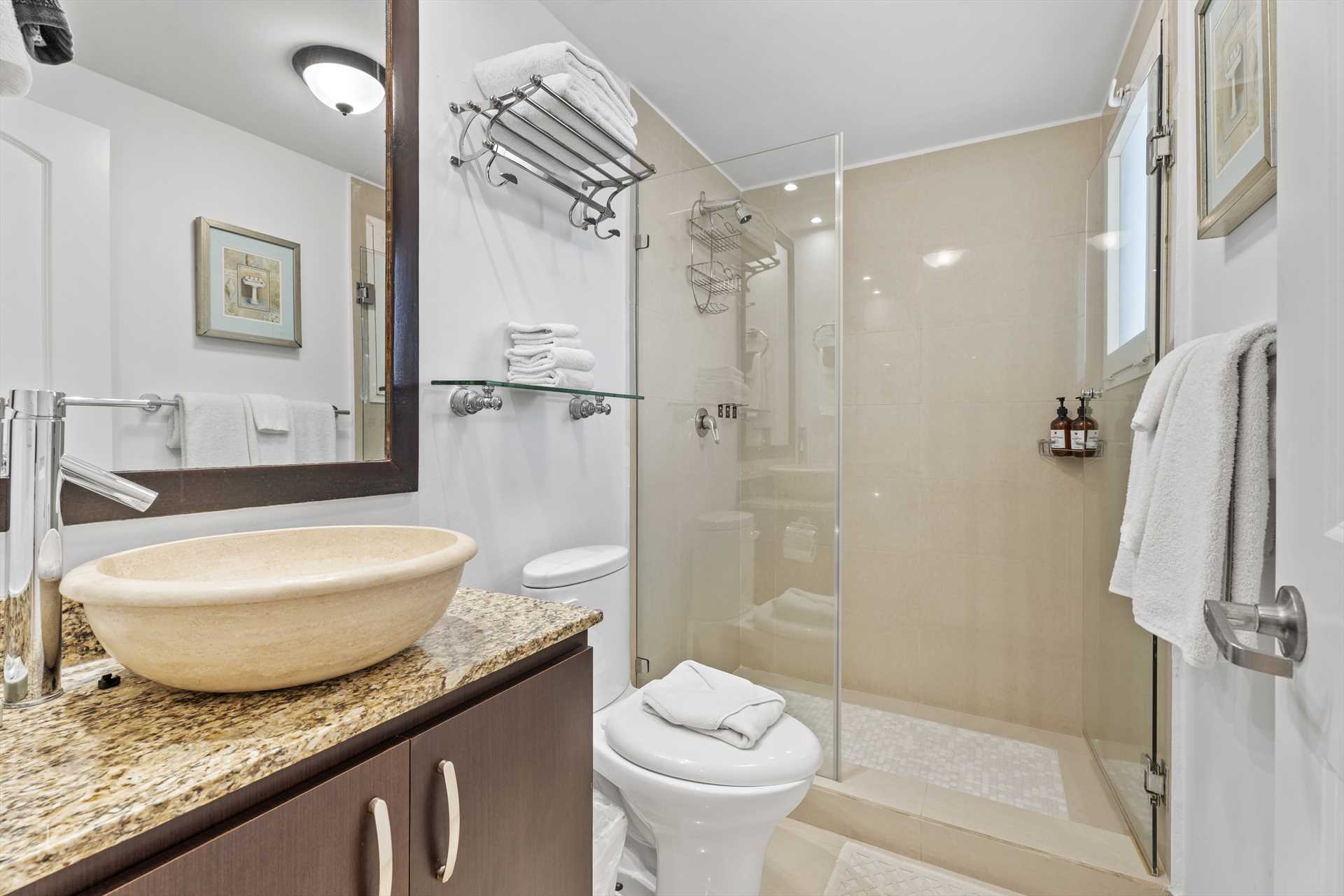 Surround View Four-bedroom Penthouse - P516