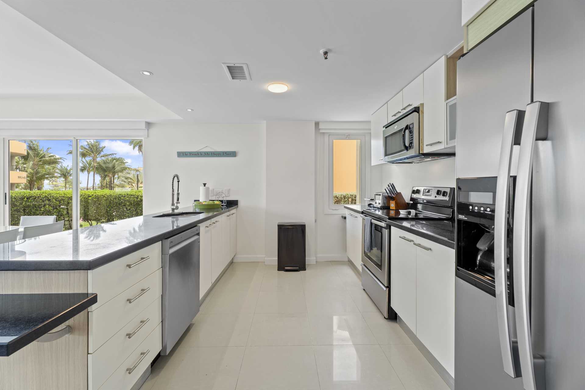 Coral Sea Garden Three-bedroom condo - P116