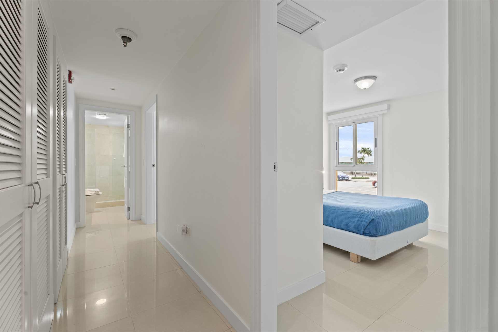 Coral Sea Garden Three-bedroom condo - P116
