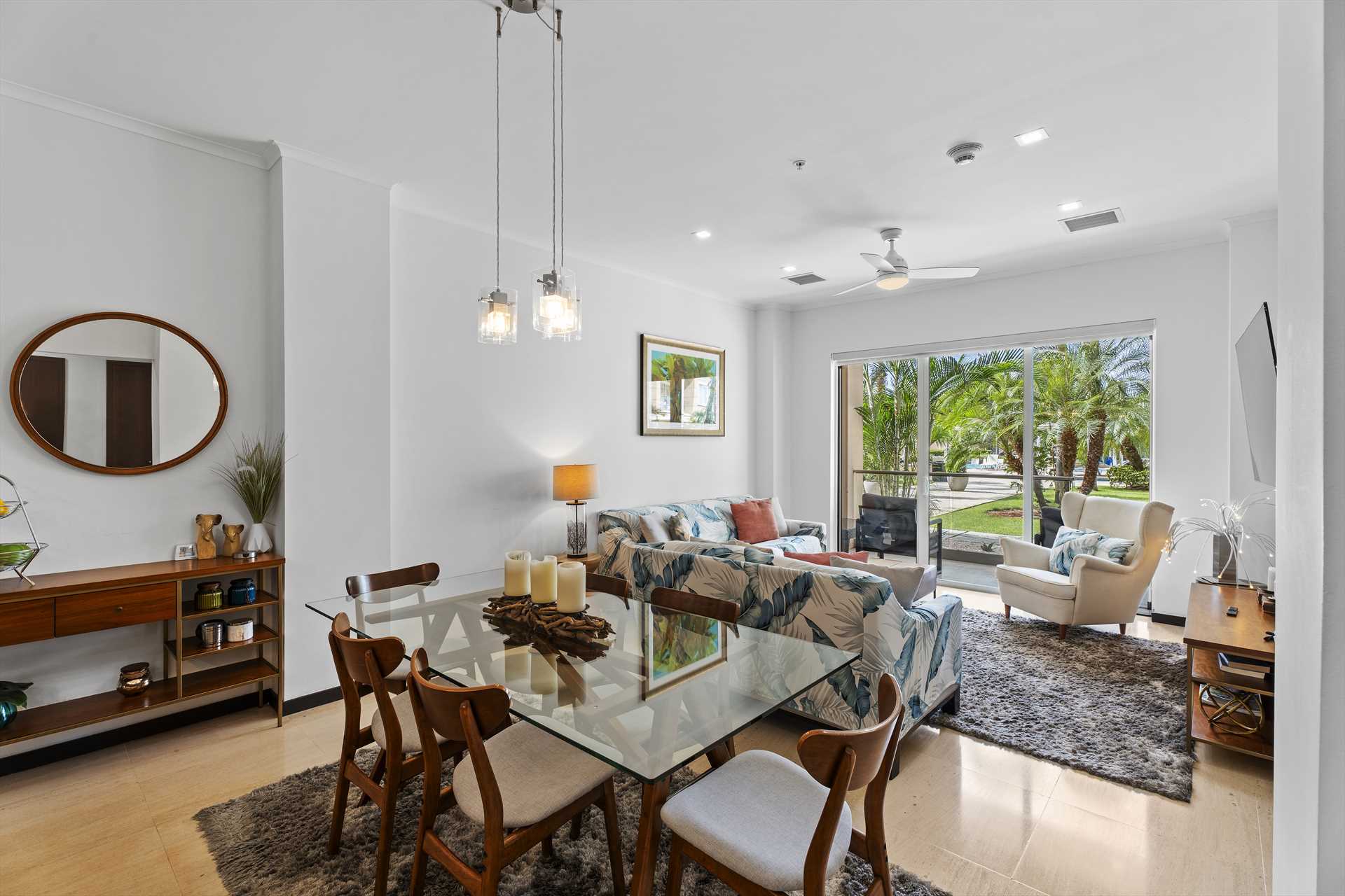 Diamond Garden Two-bedroom condo - LV104