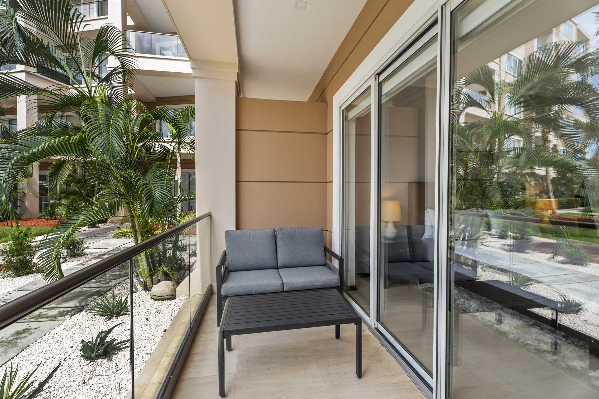 Diamond Garden Two-bedroom condo - LV104