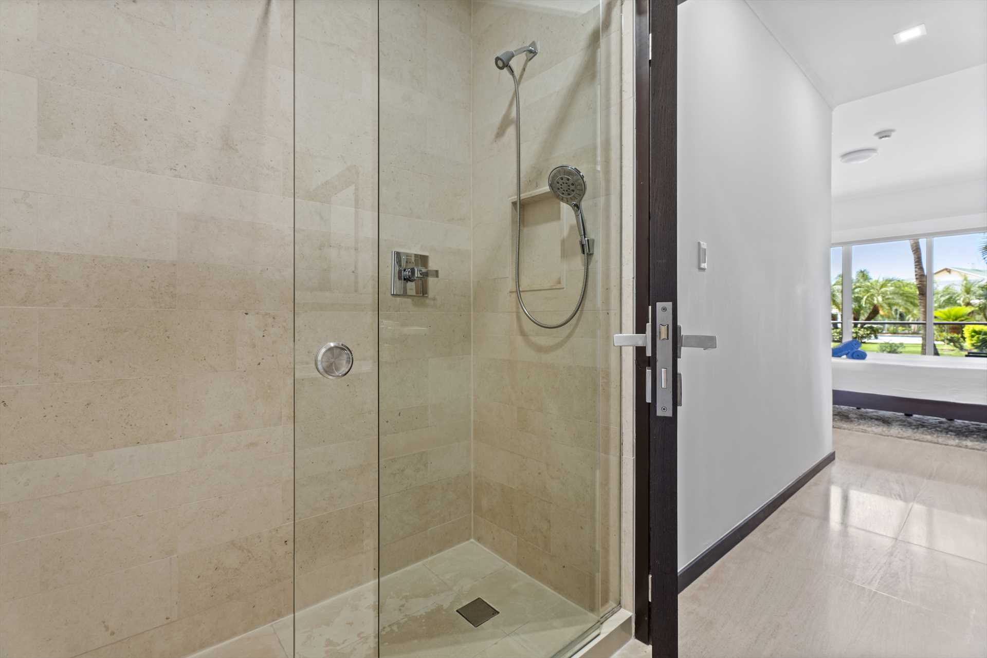 Diamond Garden Two-bedroom condo - LV104