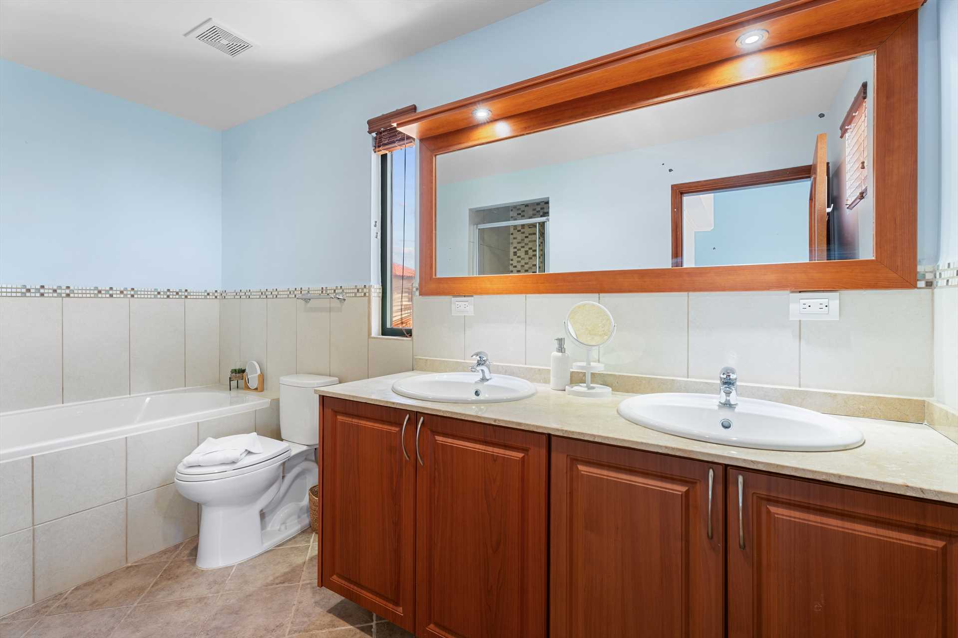 Golf Royale Three-bedroom townhome - LP30B