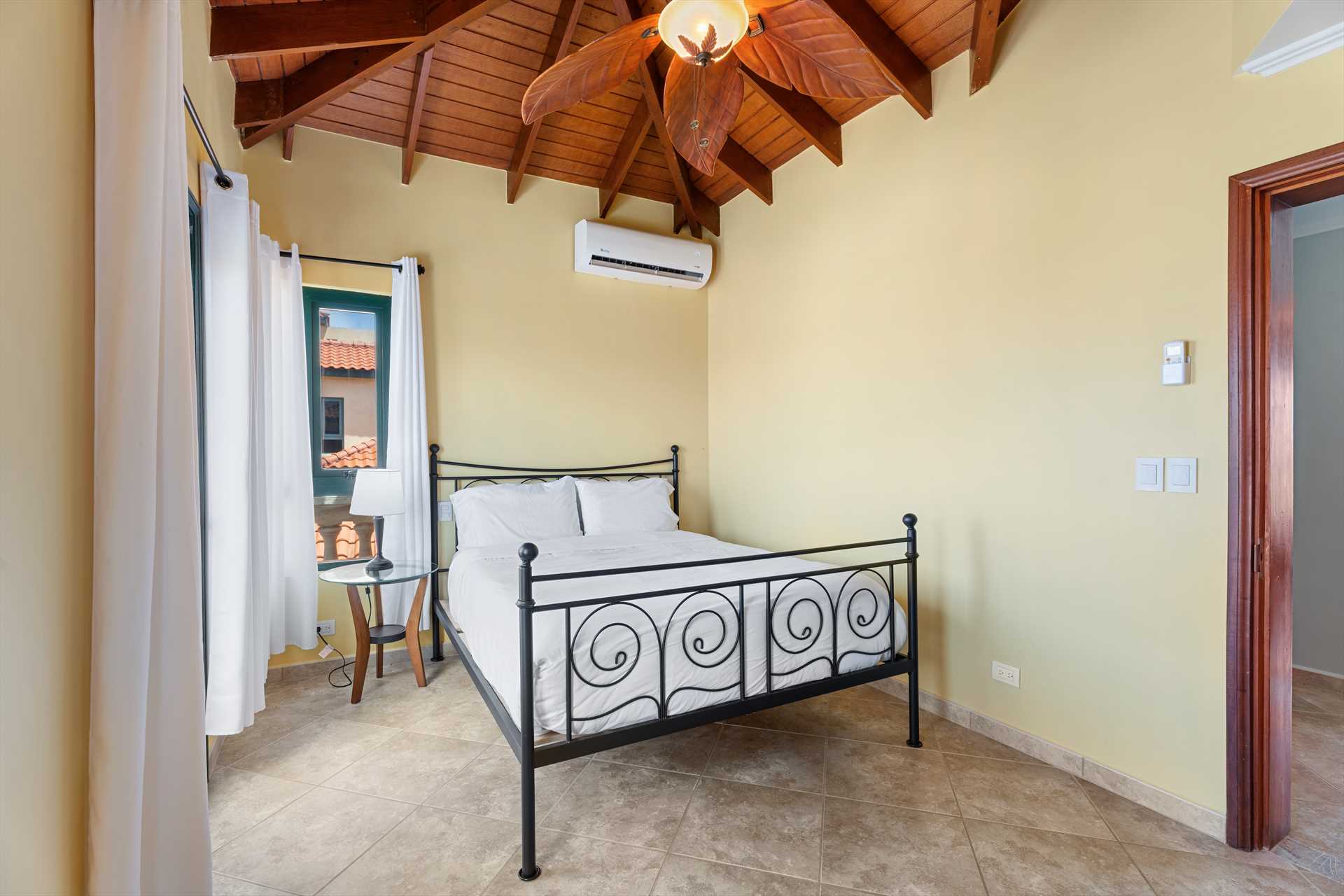 Golf Royale Three-bedroom townhome - LP30B
