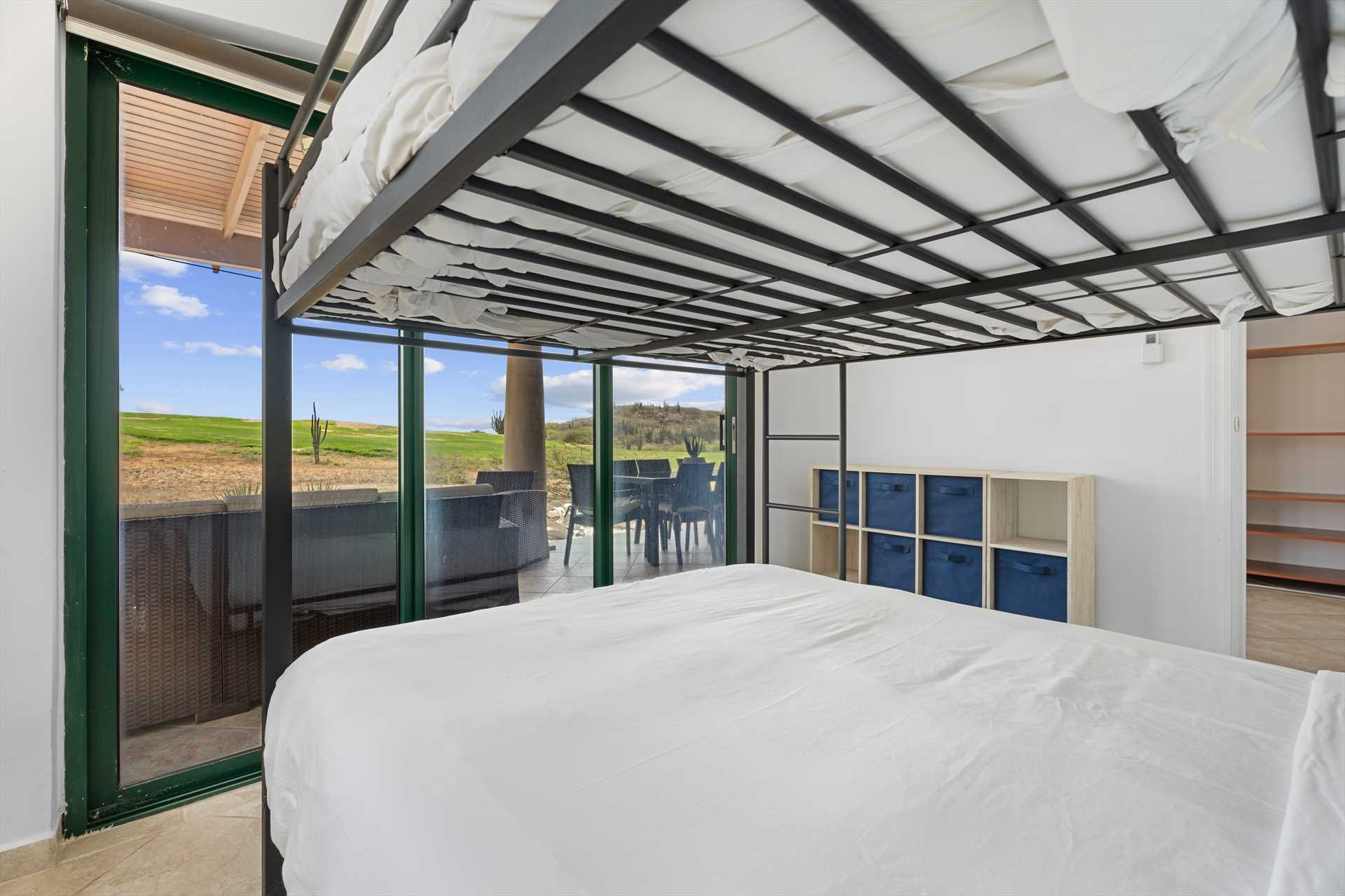 Golf Royale Three-bedroom townhome - LP30B