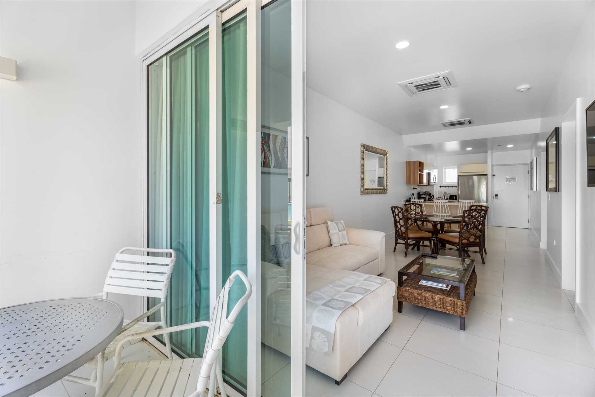 Terrace Escape Two-bedroom condo - AL117