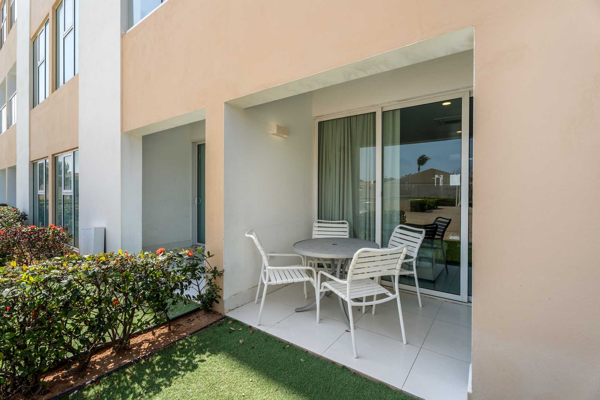 Terrace Escape Two-bedroom condo - AL117