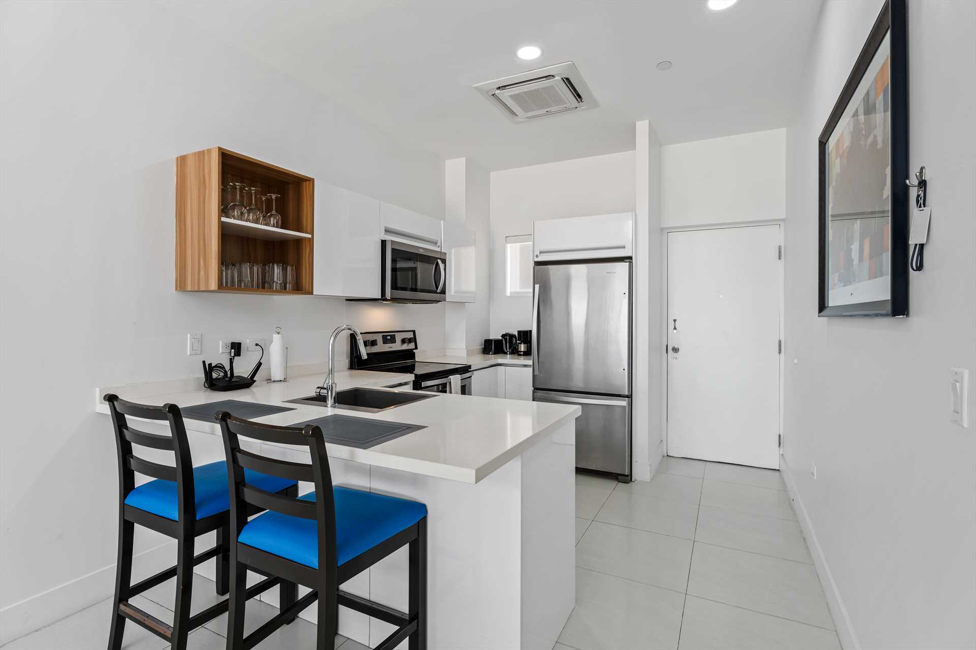 Vista Blue Two-bedroom condo - AL313