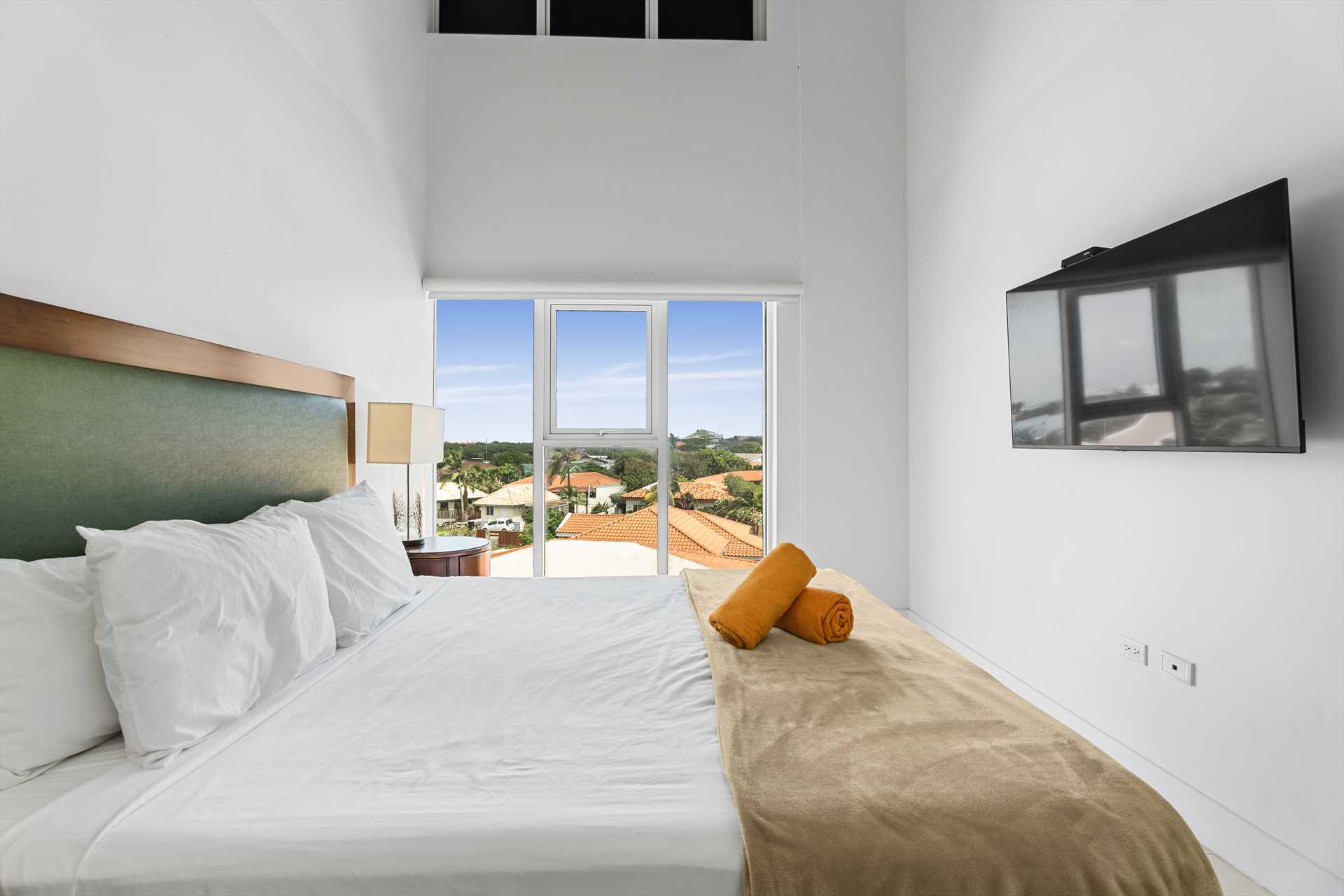 Vista Blue Two-bedroom condo - AL313