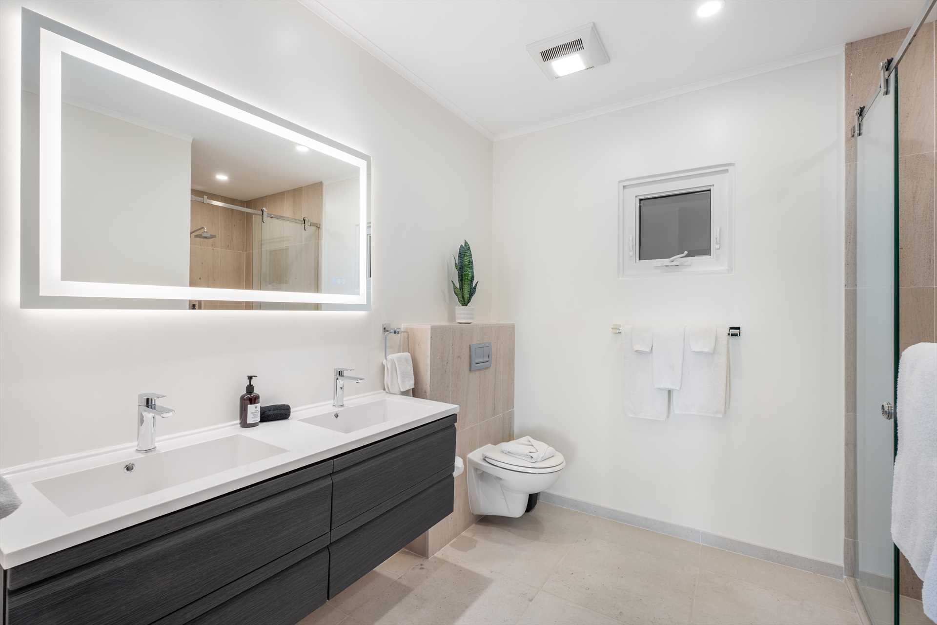 Eagle's Nest Luxury Two-bedroom condo - LV508