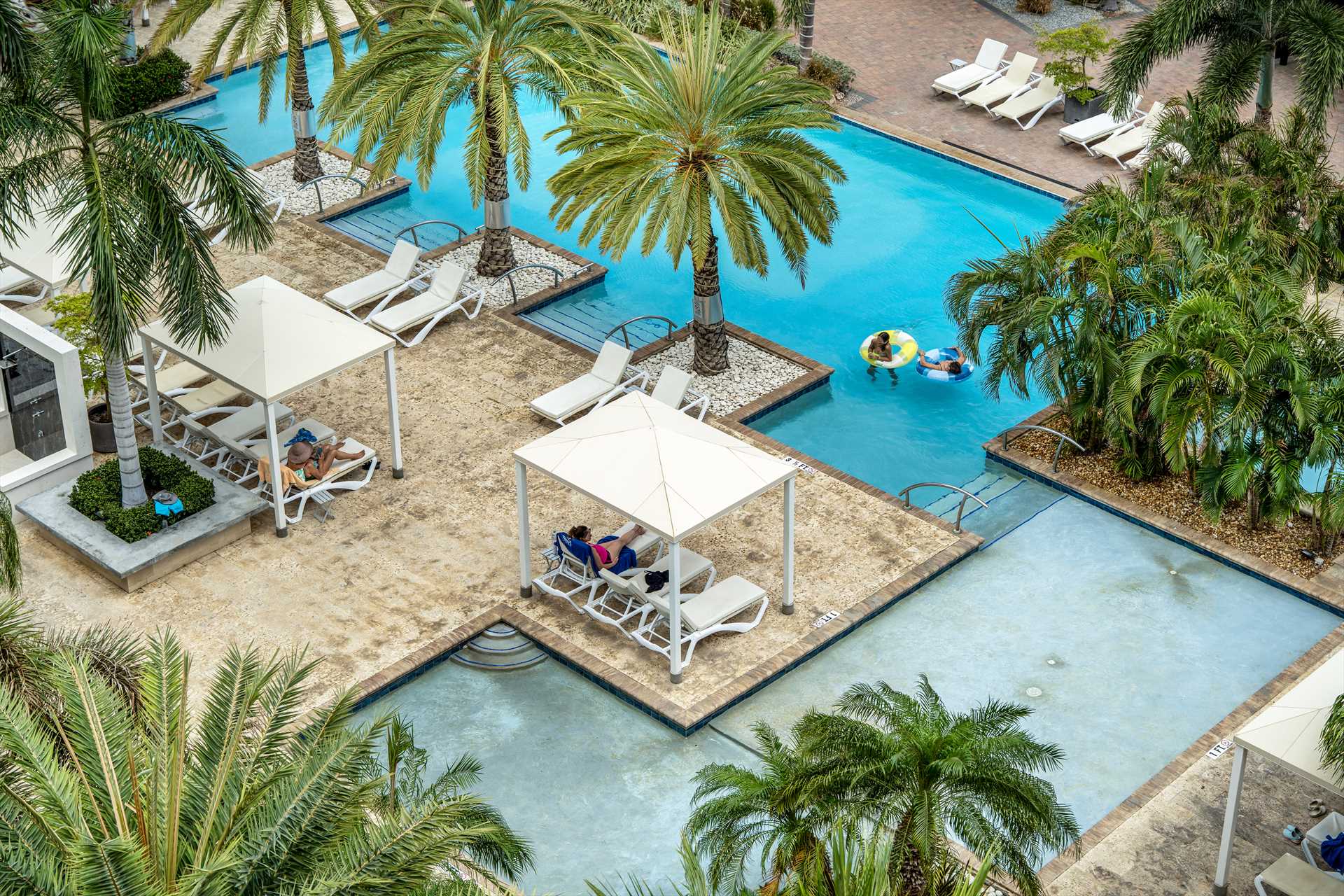 Sundown Bliss View Two-bedroom condo - LV606