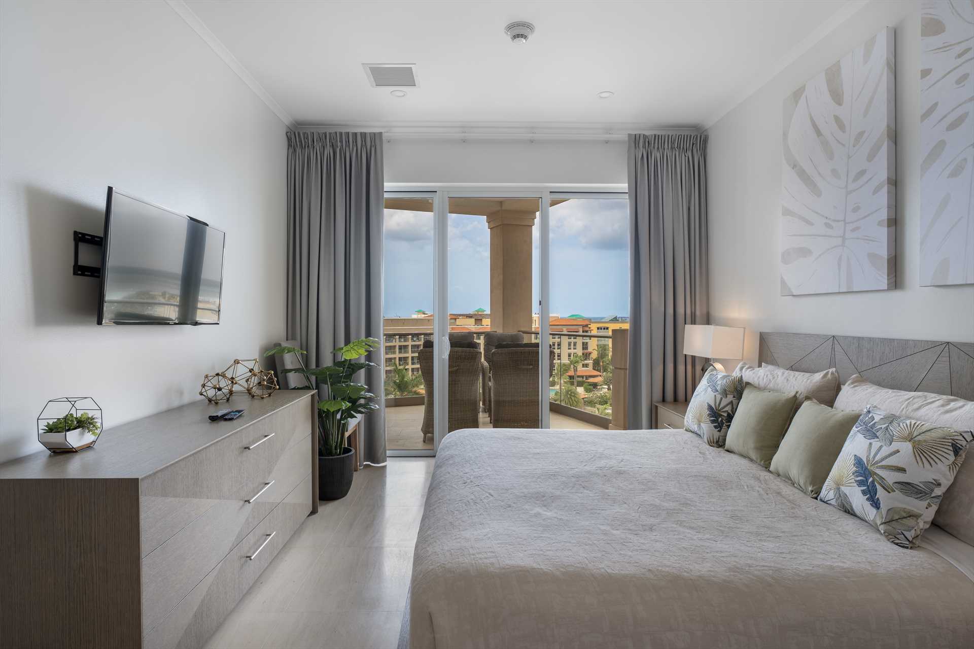 Sundown Bliss View Two-bedroom condo - LV606