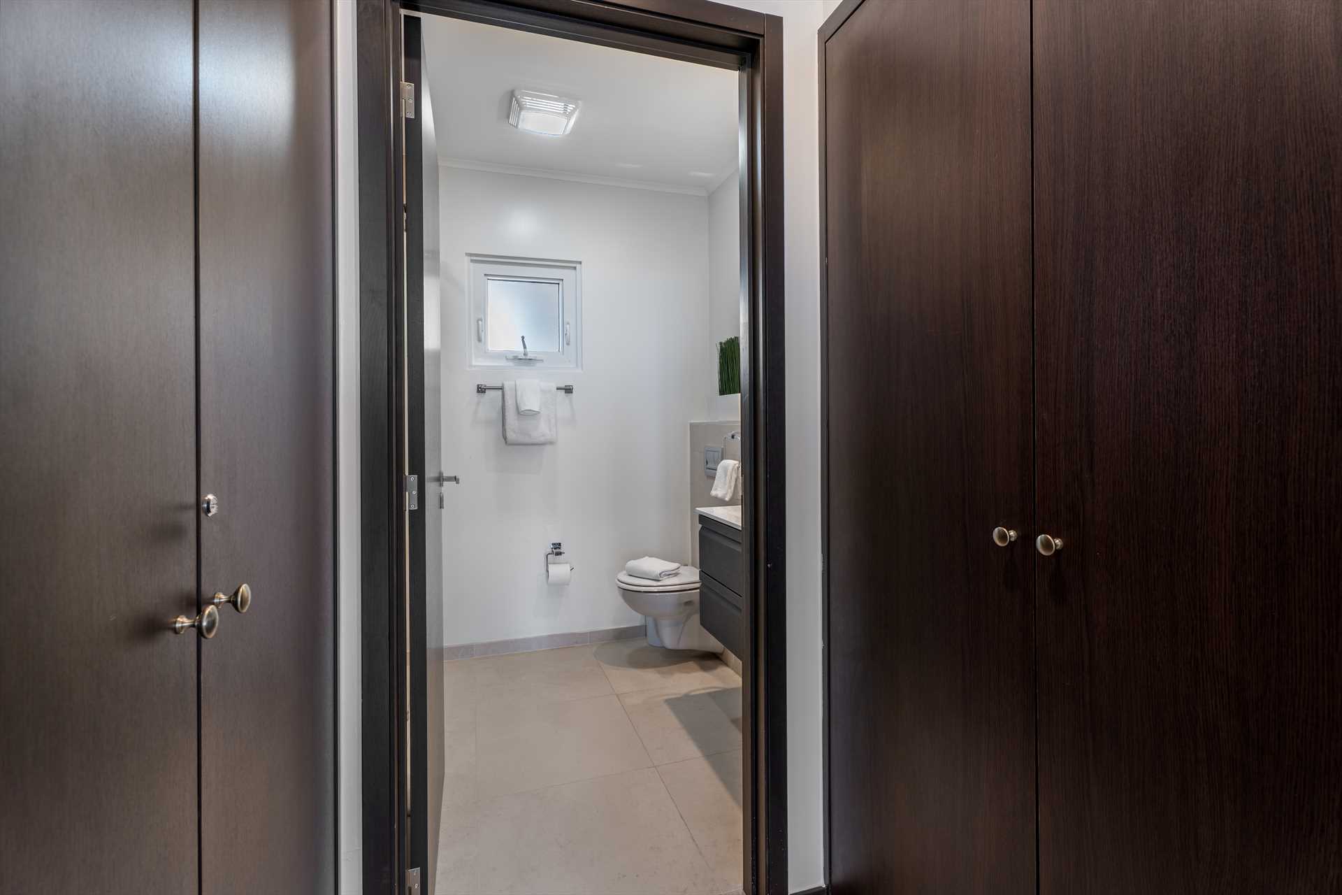 Sundown Bliss View Two-bedroom condo - LV606