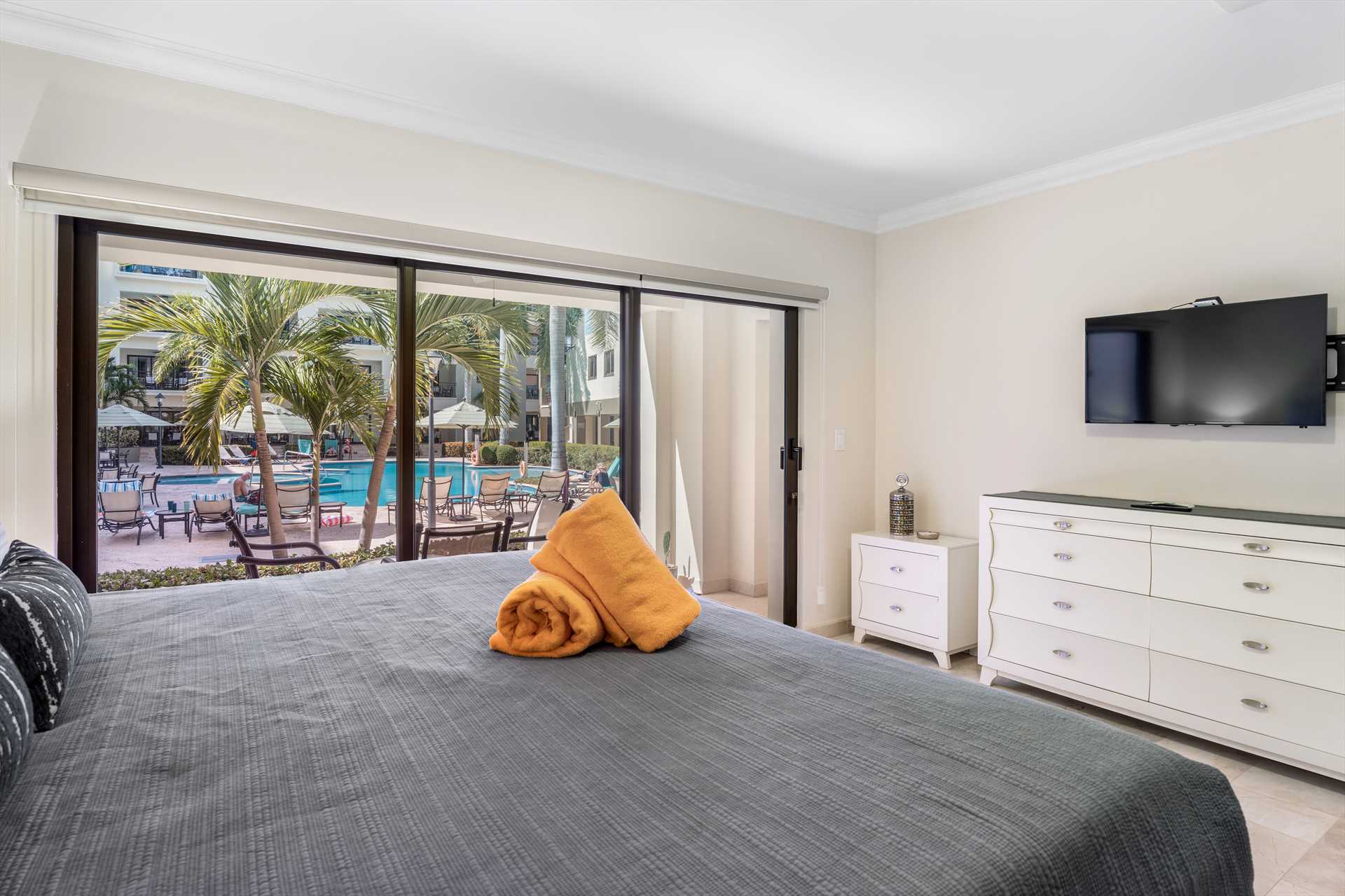 Diamond Palm Two-bedroom condo - PC103
