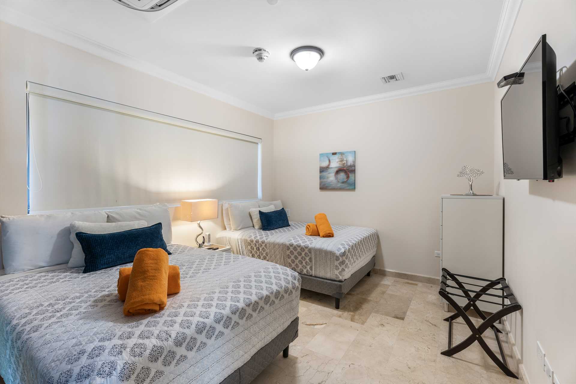Diamond Palm Two-bedroom condo - PC103