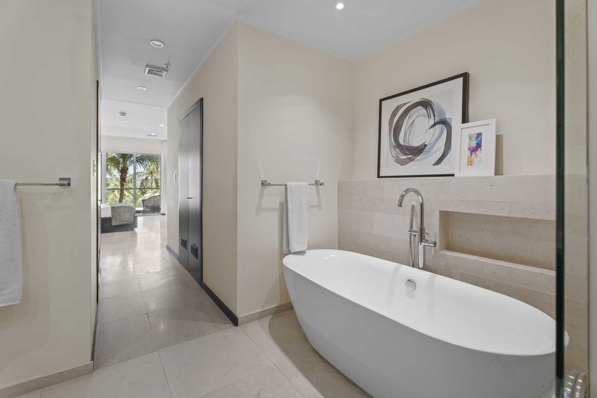Serene Beach View Three-bedroom condo - LV503