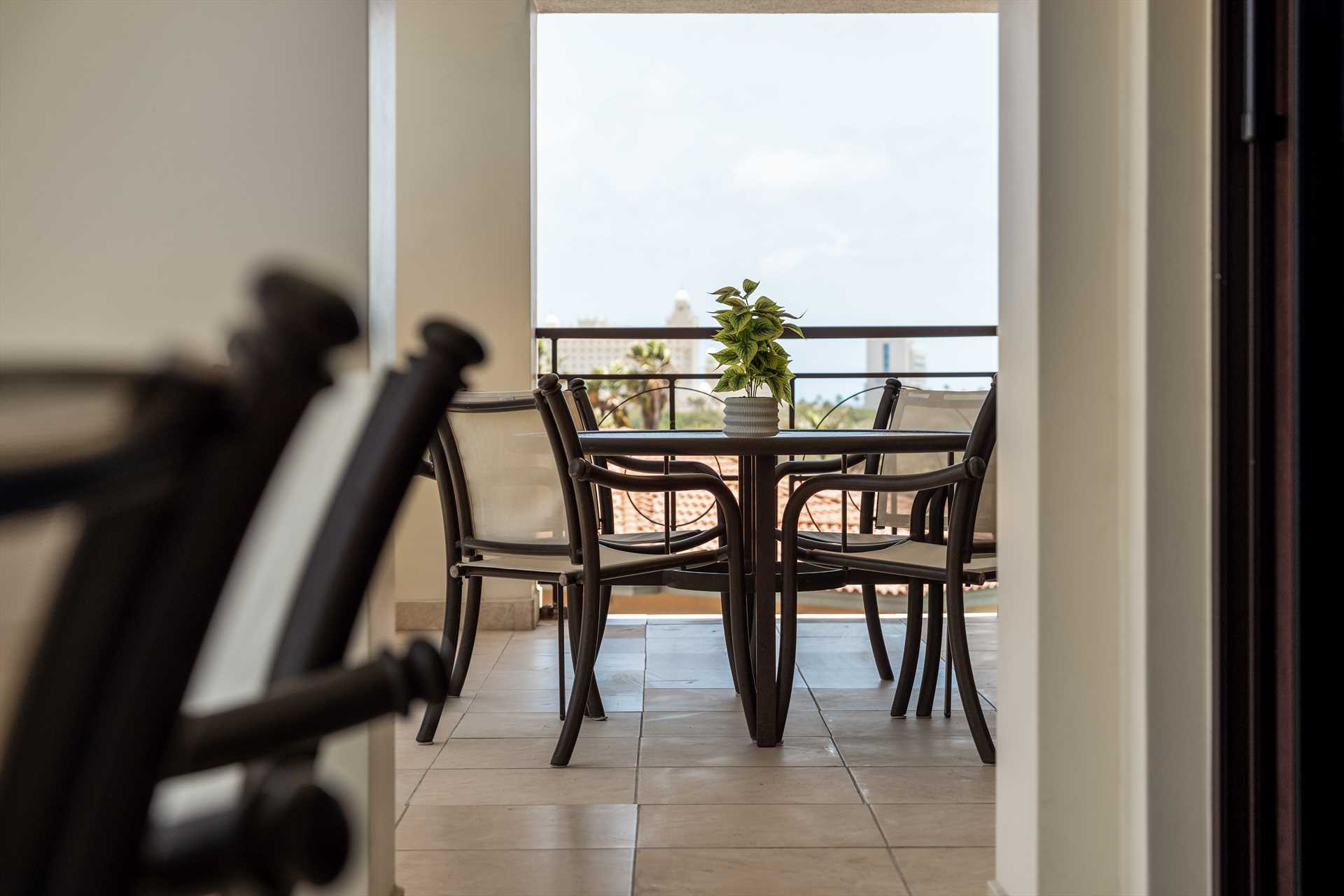 Sunset Palm Three-bedroom condo - PC404A