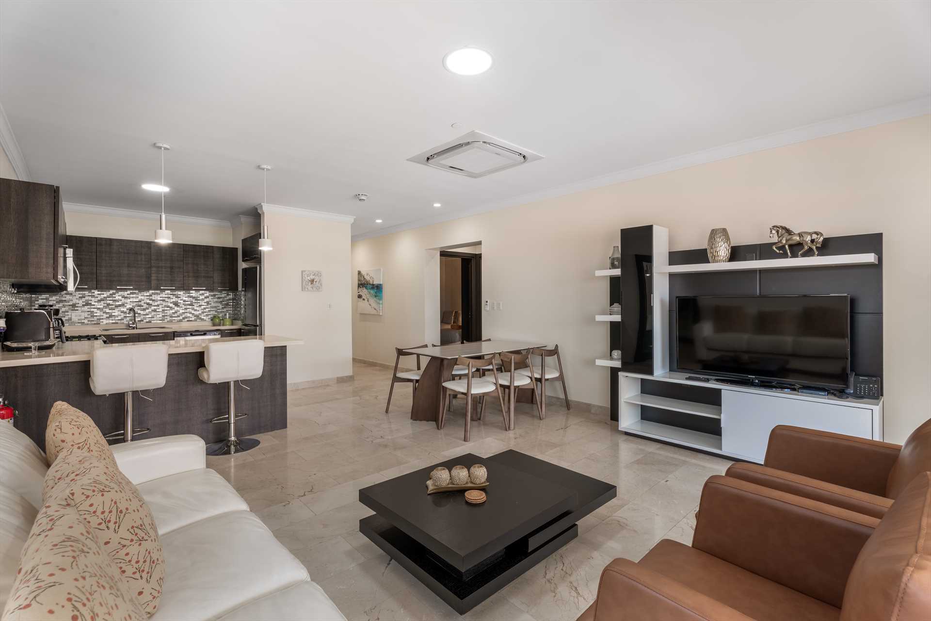 Sunset Palm Three-bedroom condo - PC404A