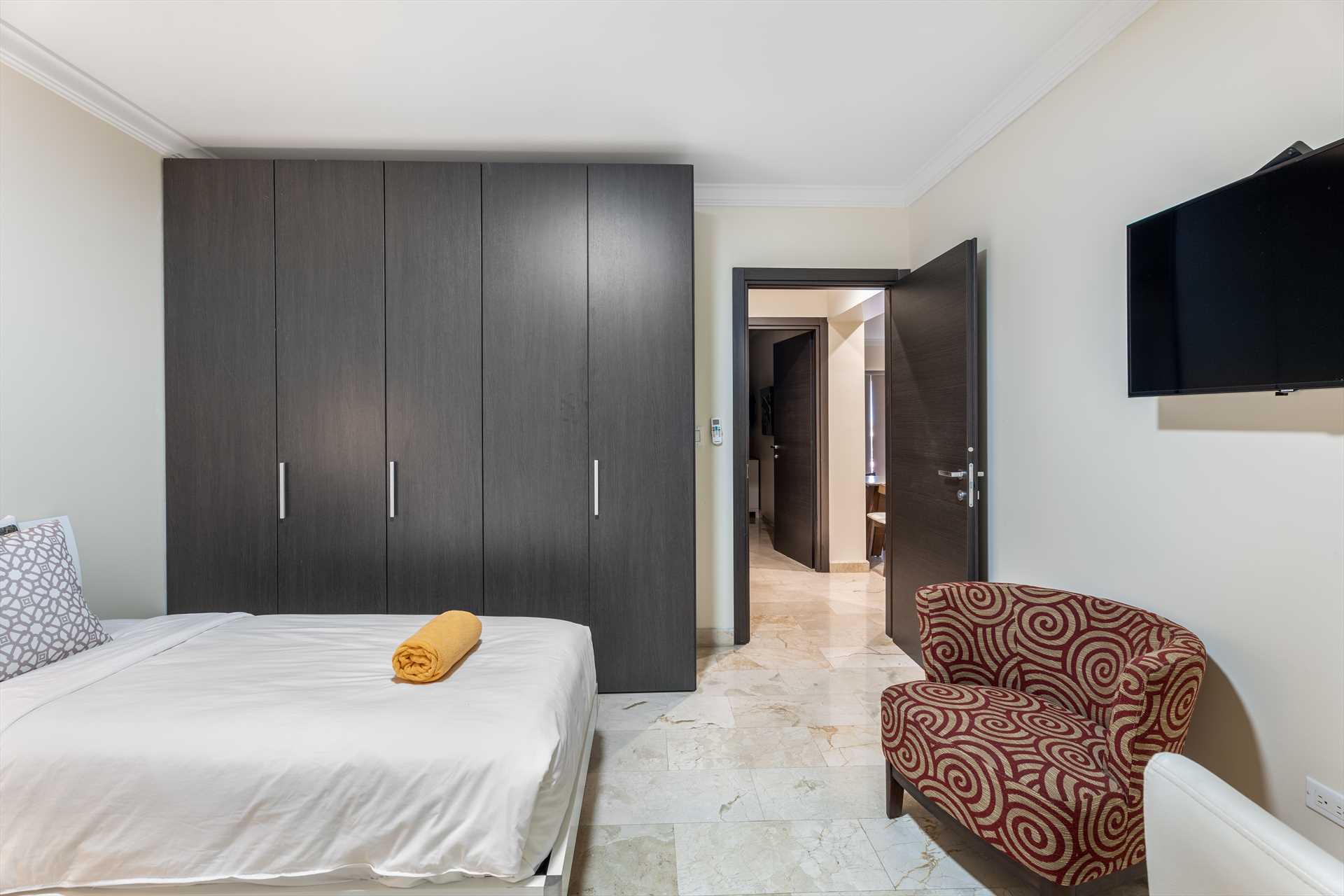 Sunset Palm Three-bedroom condo - PC404A