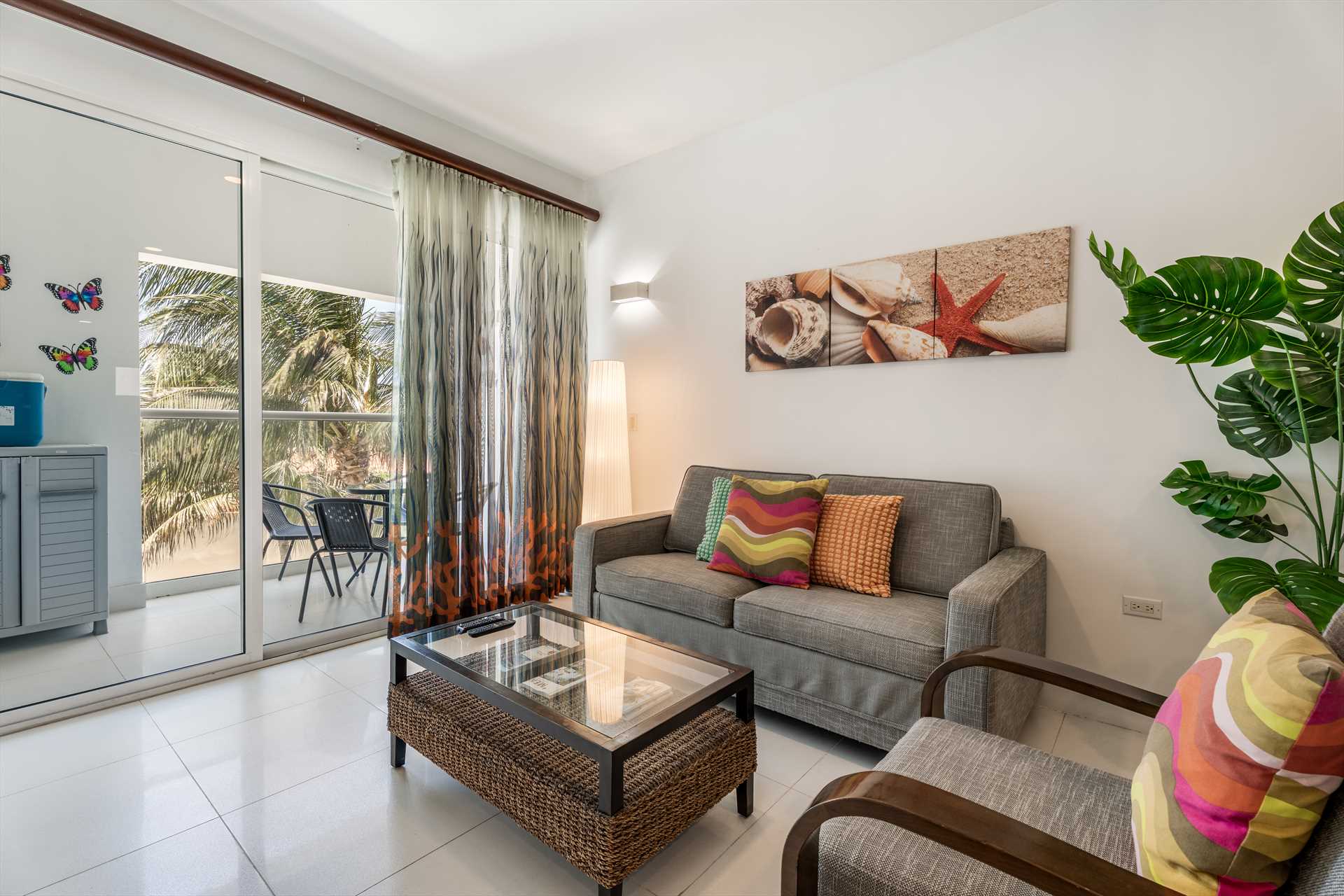 Island Breeze Two-bedroom condo - AL207