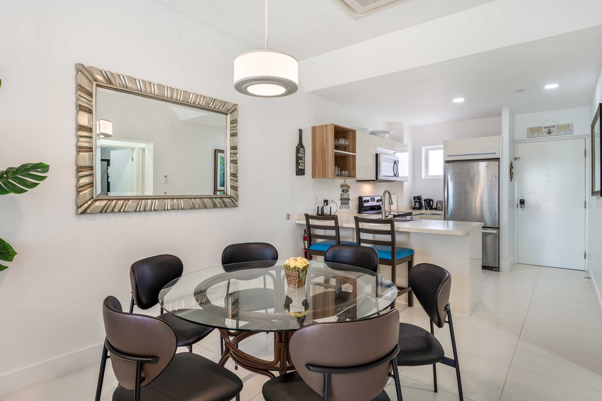 Island Breeze Two-bedroom condo - AL207