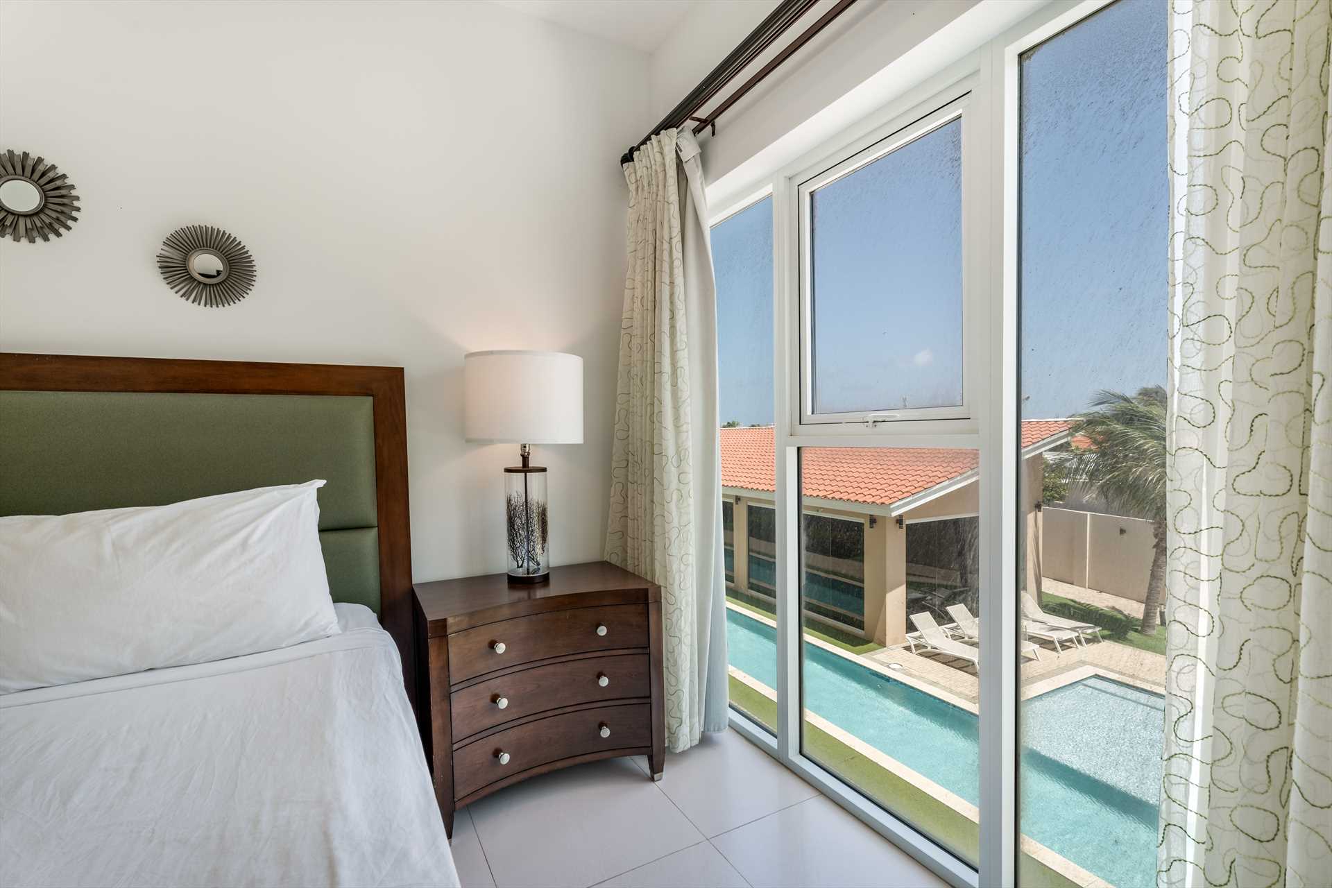Island Breeze Two-bedroom condo - AL207