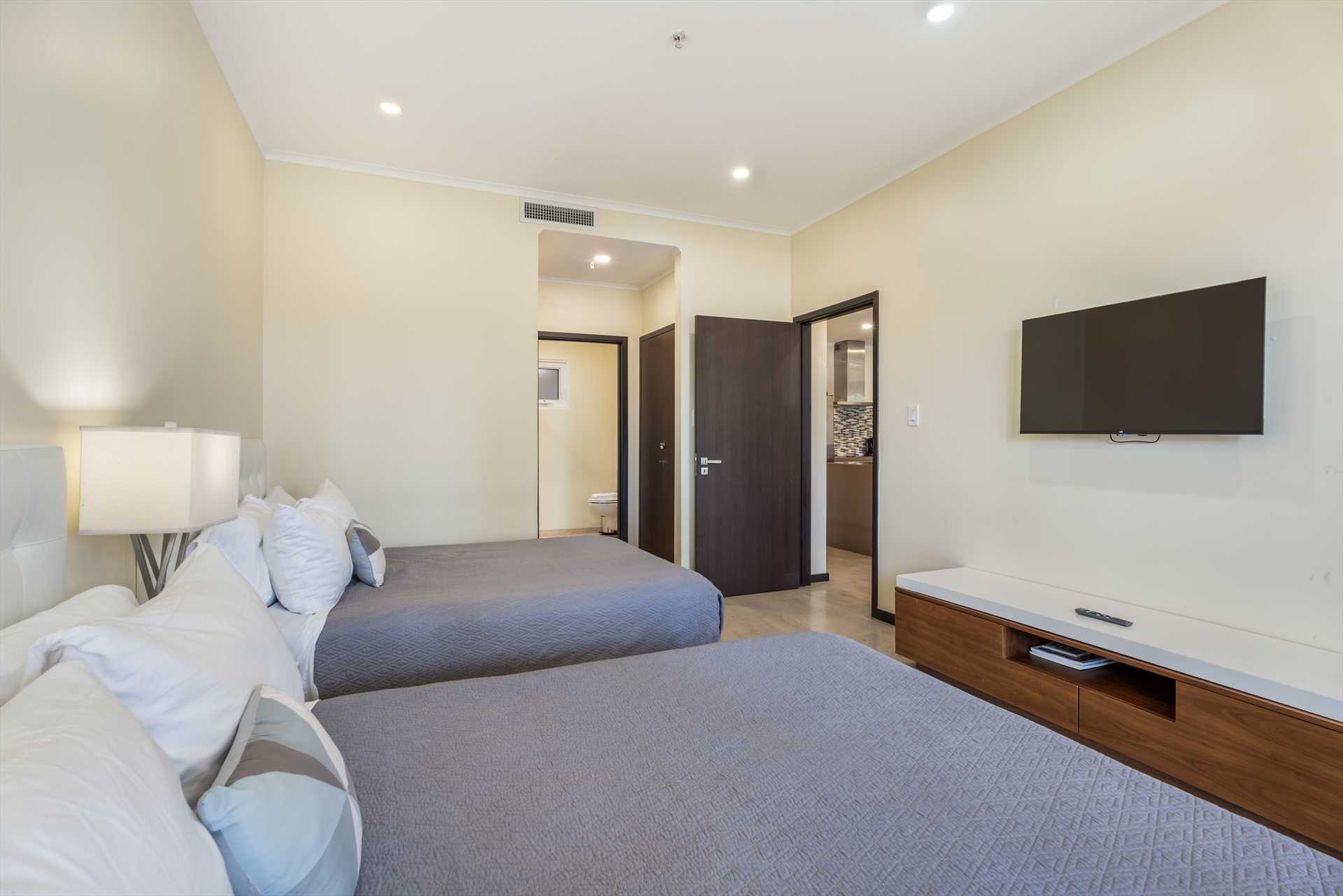 Ocean Garden Two-bedroom condo - LV106