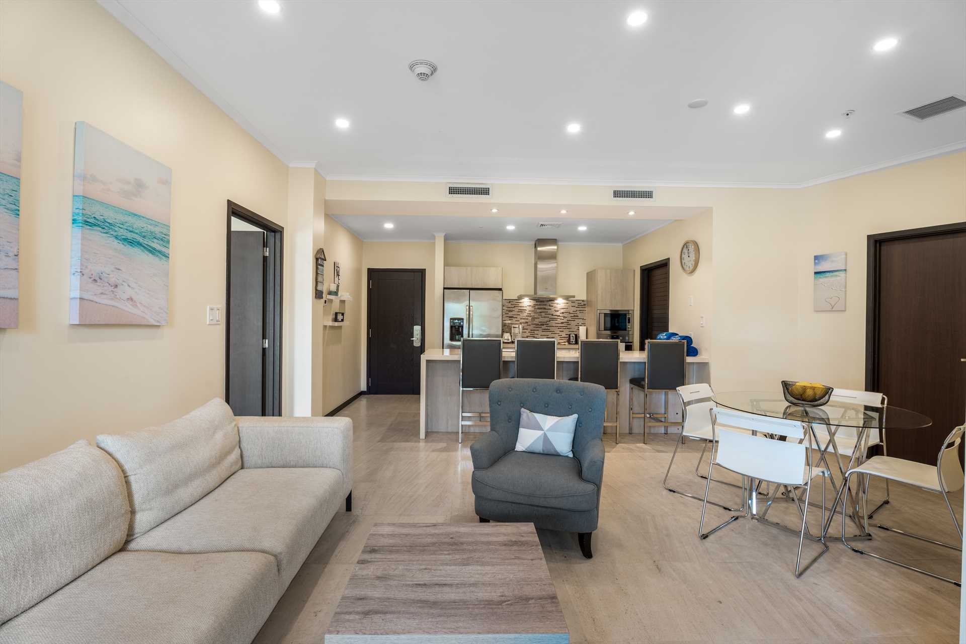 Elegance Cove Two-bedroom condo - LV206