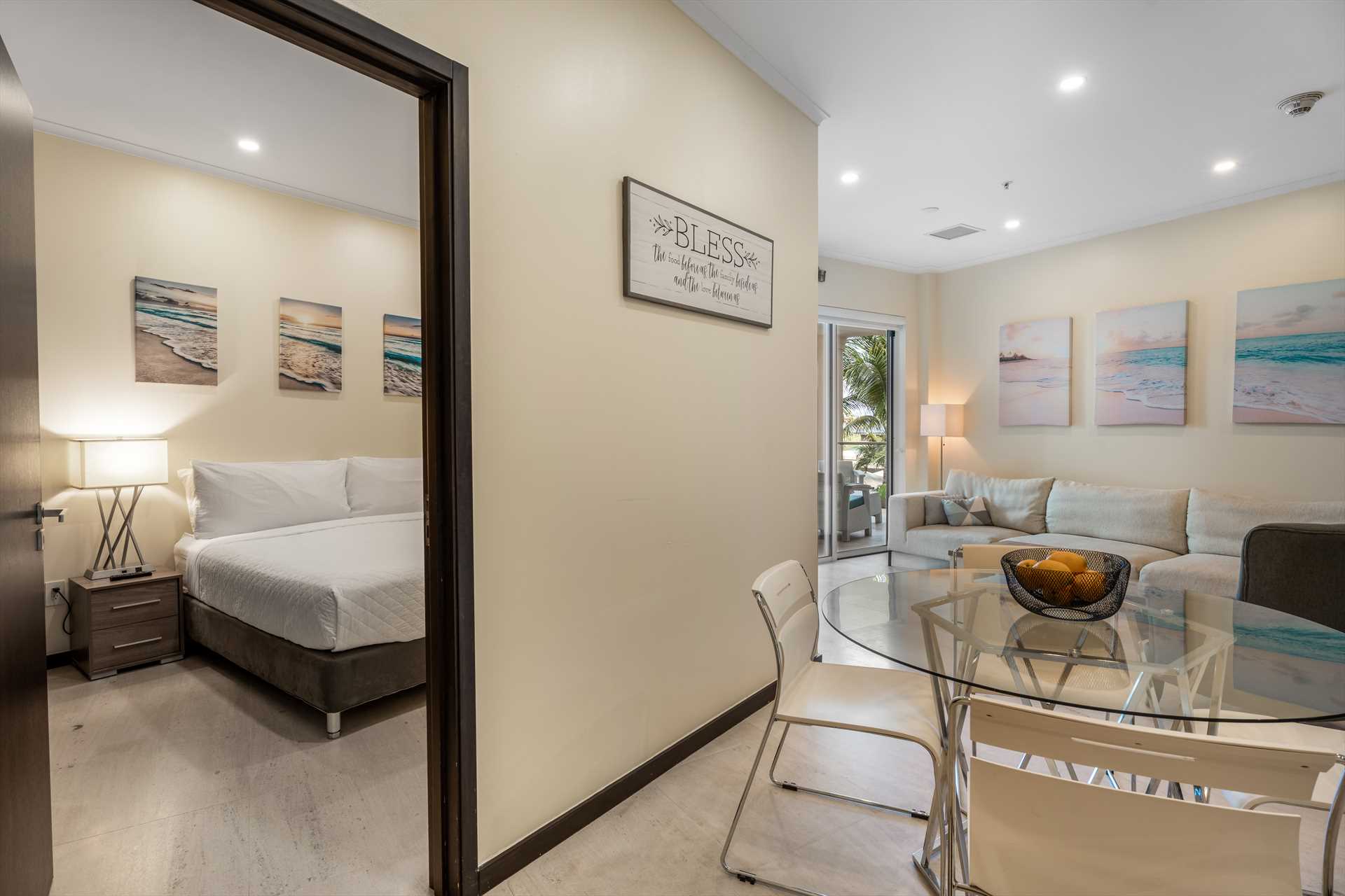 Elegance Cove Two-bedroom condo - LV206