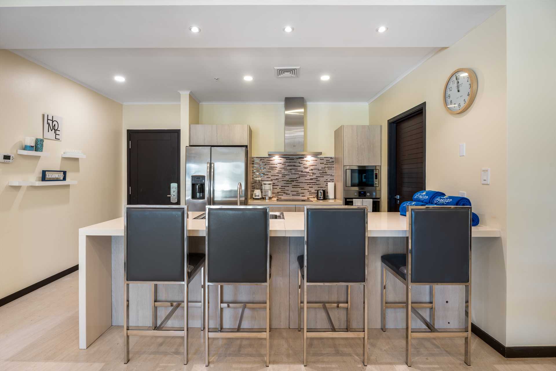 Elegance Cove Two-bedroom condo - LV206
