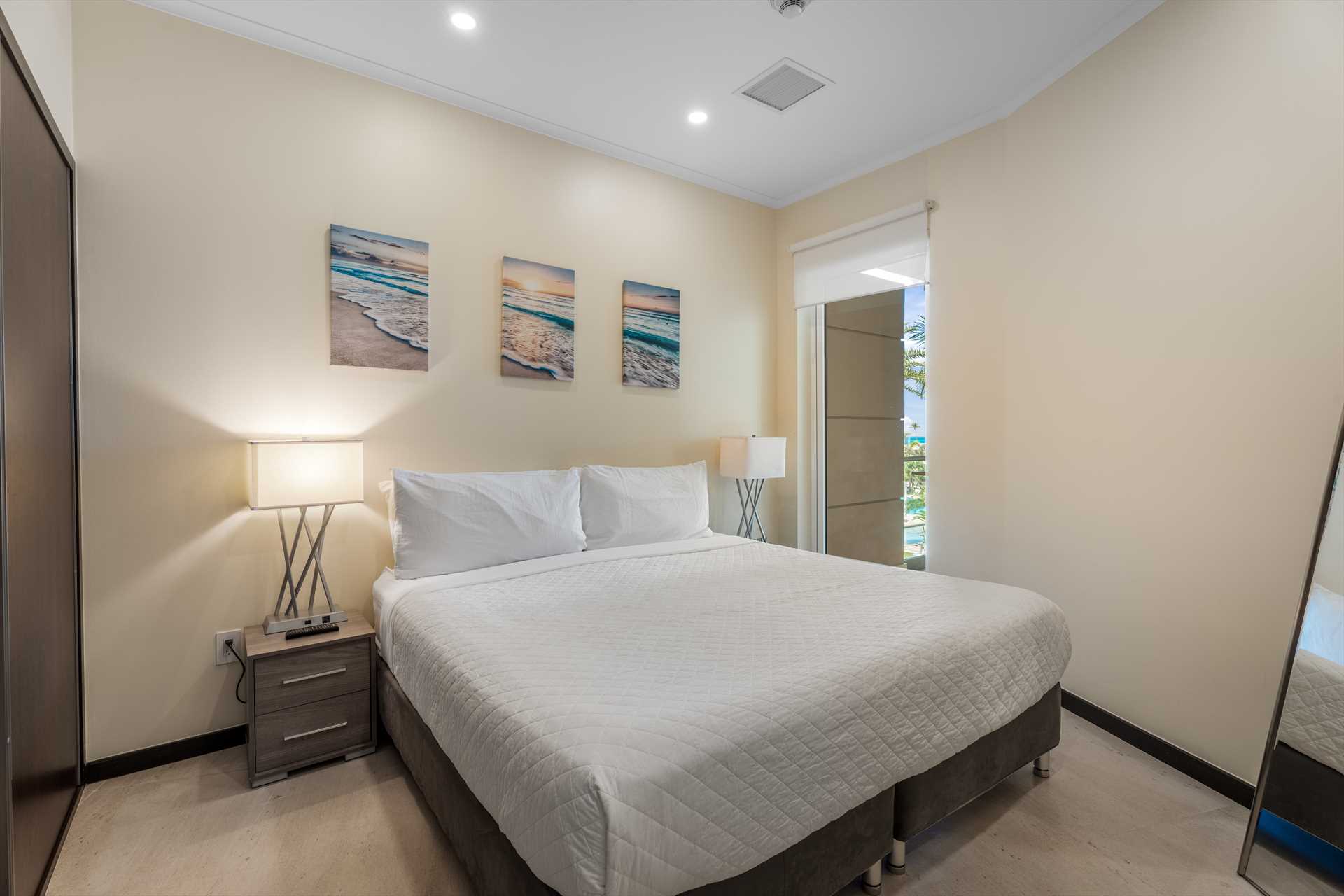 Elegance Cove Two-bedroom condo - LV206