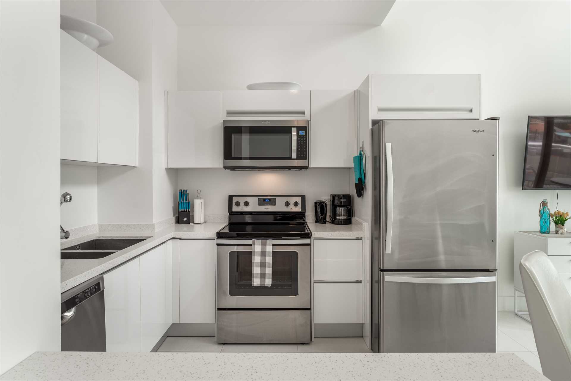 Island Pleasure Two+-bedroom loft condo - AL318