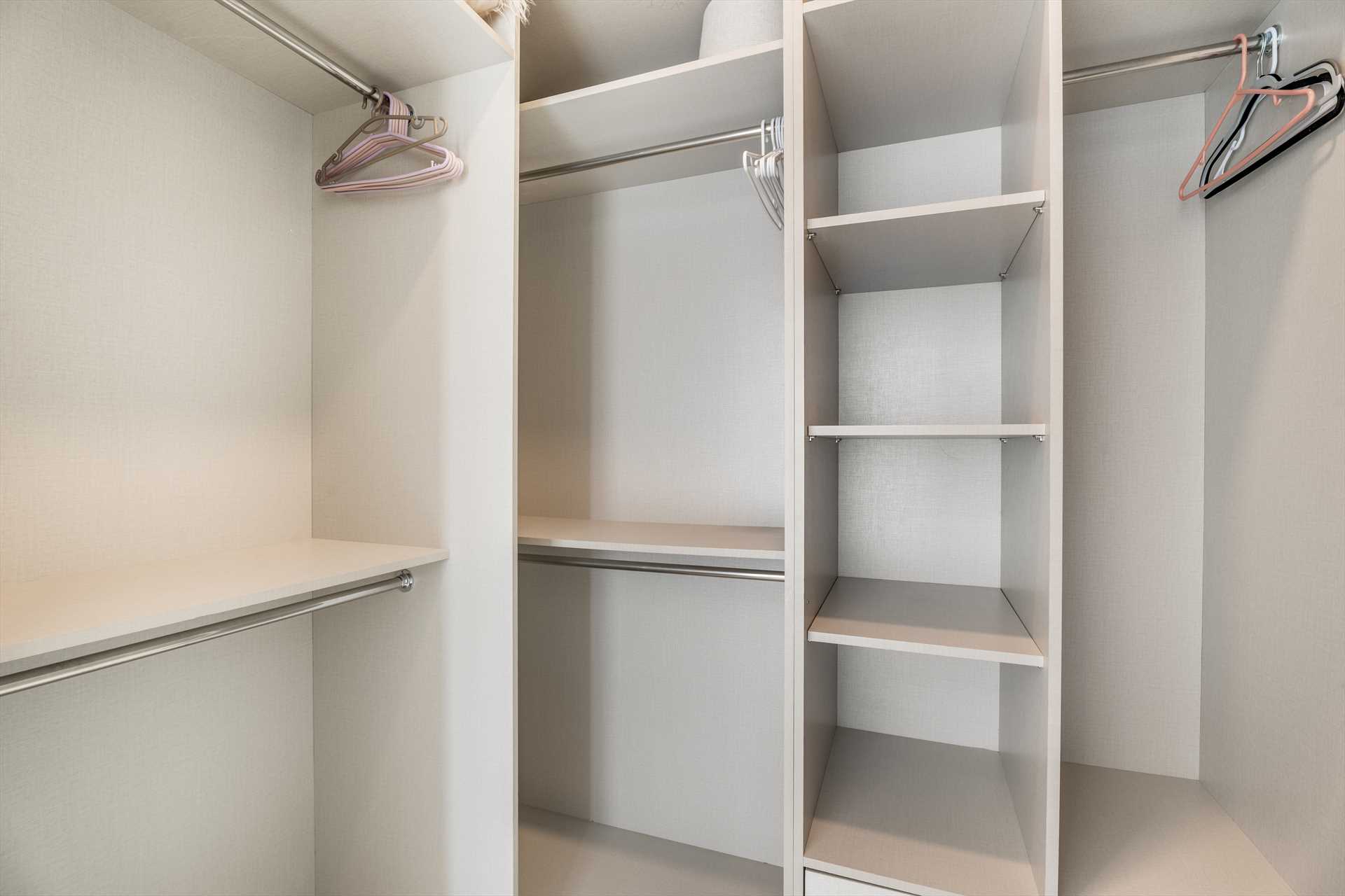 Island Pleasure Two+-bedroom loft condo - AL318
