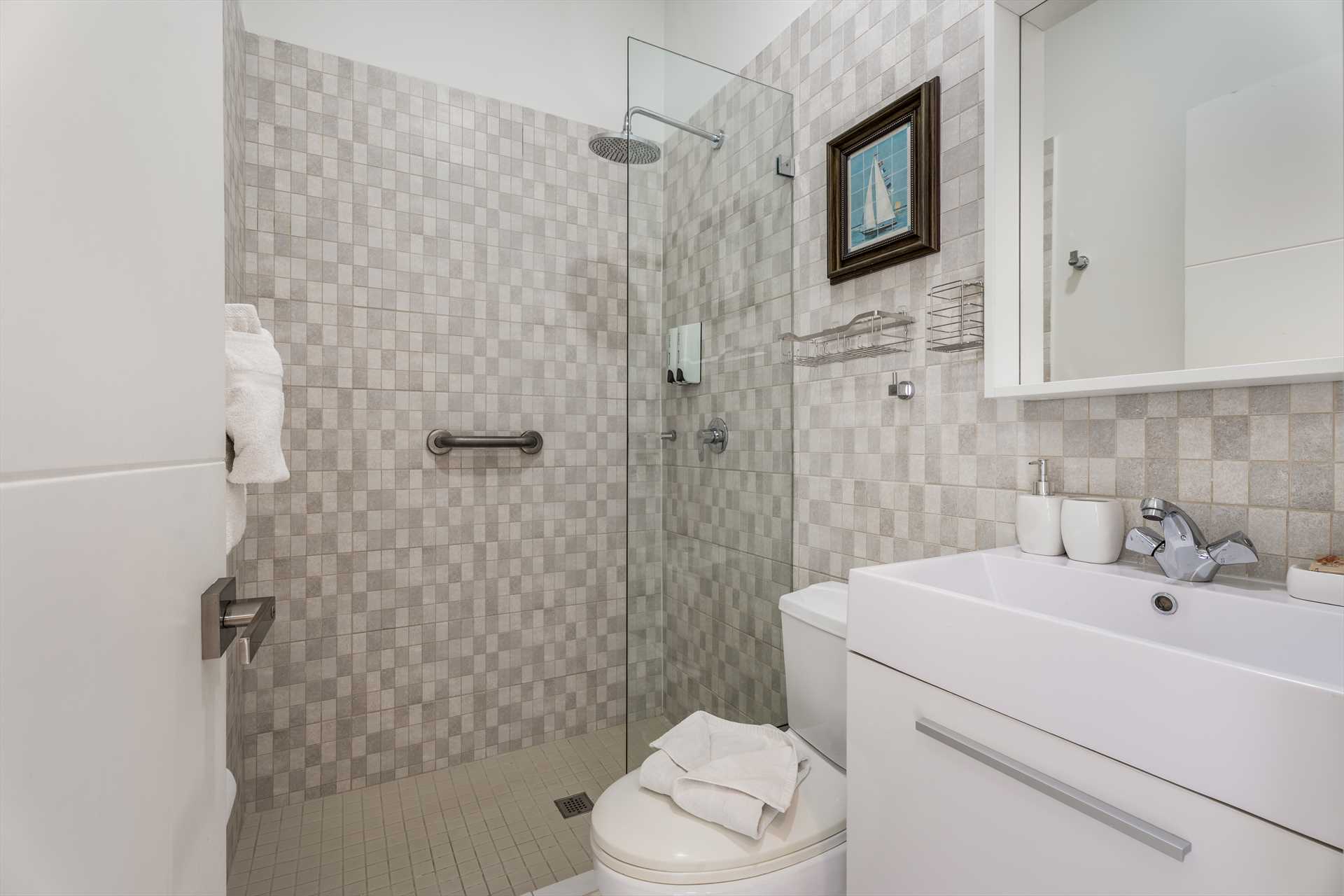 Island Pleasure Two+-bedroom loft condo - AL318
