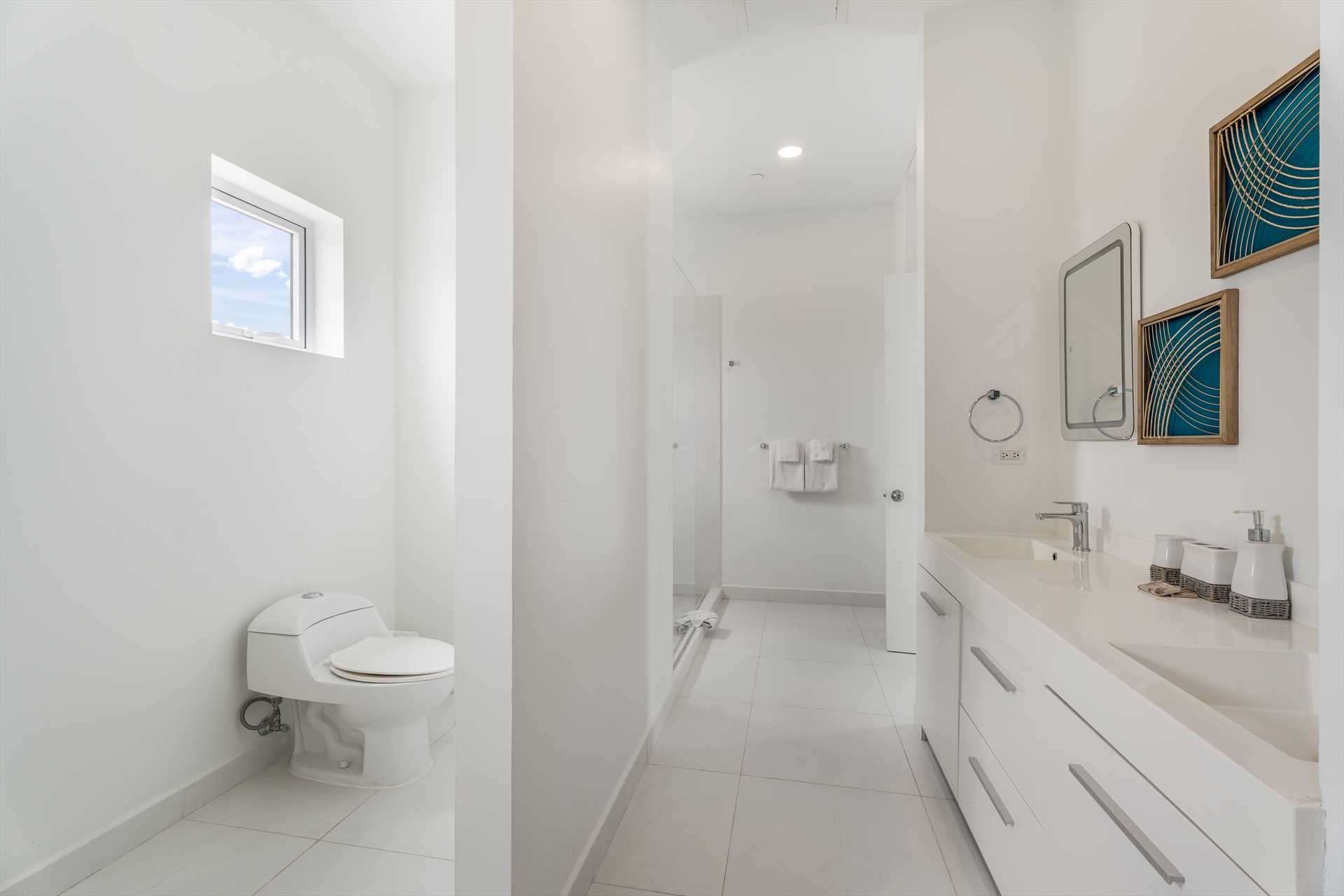 Island Pleasure Two+-bedroom loft condo - AL318