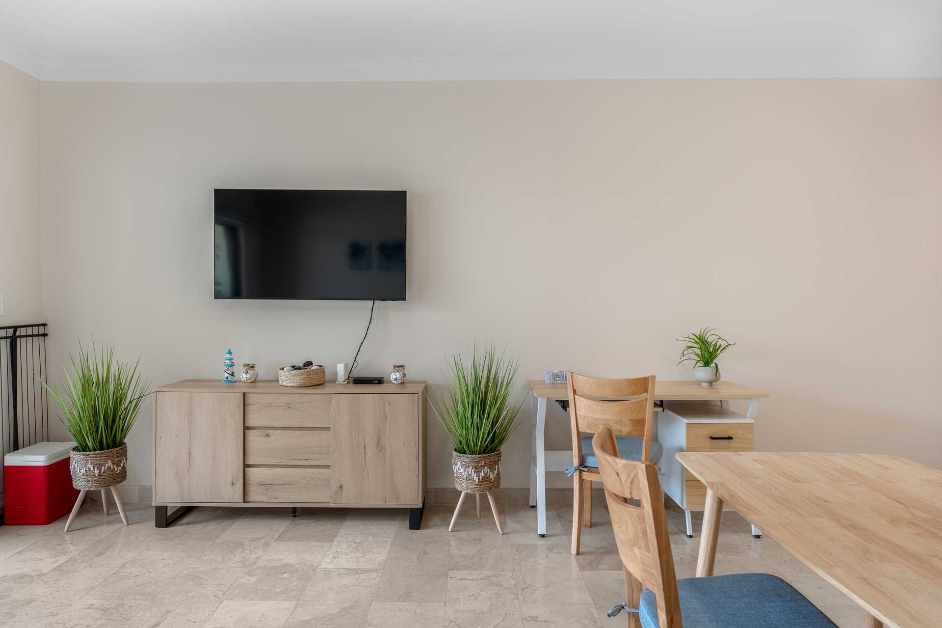 Crystal Palm One-bedroom condo - PC404